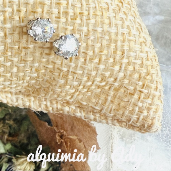 Alquimia Silver Crystal Earrings - Picture 1 of 1